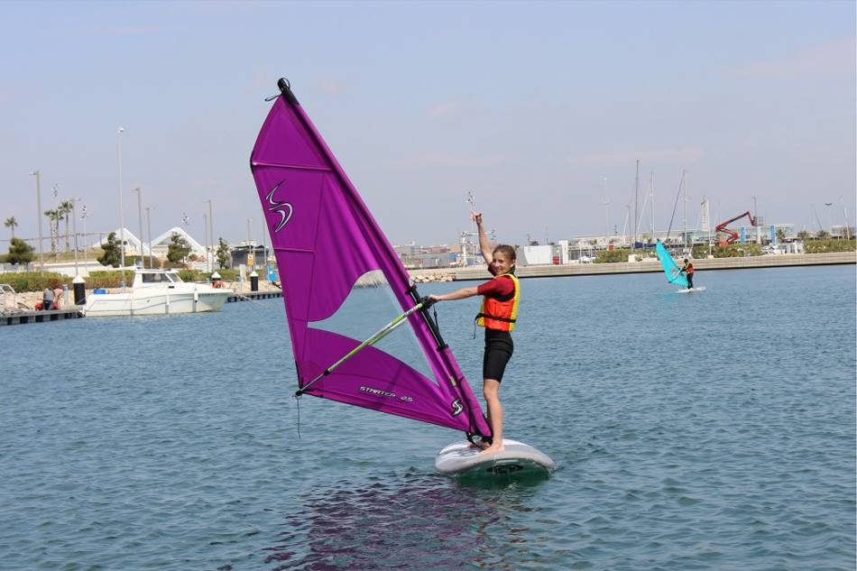 escuela de verano windsurf valencia.jpg